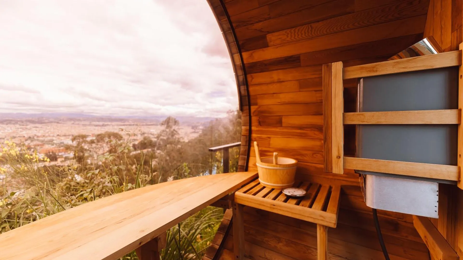 Naturhotel Cuenca 0*,  Ecuador